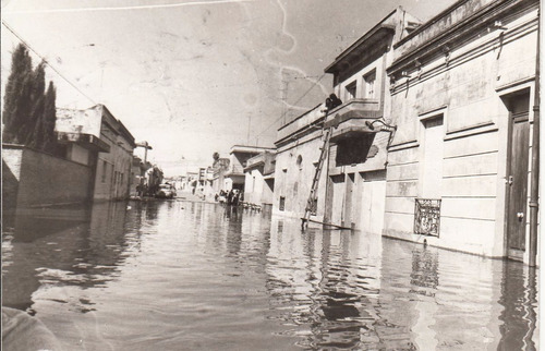 Mercedes Fotografia Calle Ciudad Inundaciones Soriano