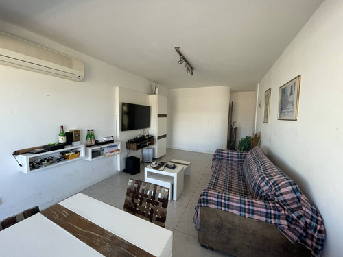 Imagen 2 de 11 de Venta De Apartamento Con 3 Dormitorios En Punta Del Este