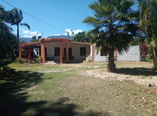 Casa En Bejuma, Carabobo En Venta - 644 Inmobiliaria Maggi.