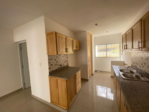 Apartamentos En Venta, Colinas Del Arroyo Ll. Listos