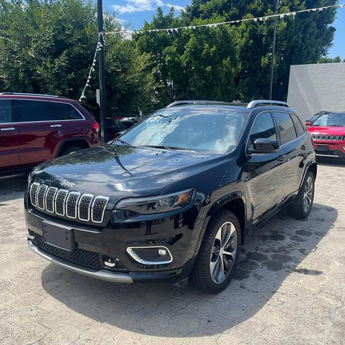 2020 Jeep Cherokee Overland