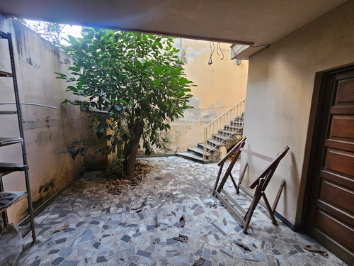 Venta Casa Sobre Av. Ejercito Del Norte 400 - Oportunidad