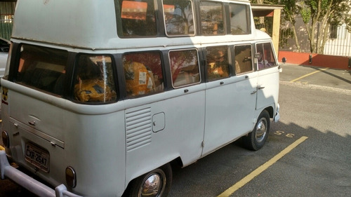 Imagem 2 de 15 de Volkswagen Kombi Corujinha