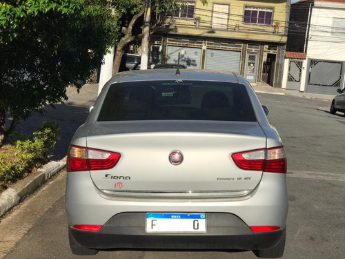 Fiat Grand Siena 1.6 16v Essence Flex Dualogic 4p