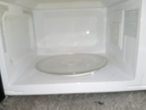 Horno De Microondas Usado Marca Daewoo Mediano (a5) (Reacondicionado)