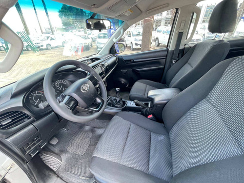 Imagem 7 de 8 de Toyota Hilux 2.8 Std 4x4 Cd 16v Diesel 4p Manual