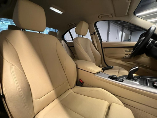 Imagem 10 de 11 de Bmw 320i 2.0 Sport 16v Turbo Active