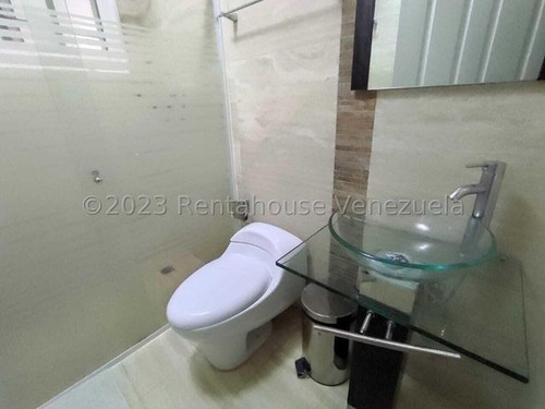 Imagen 12 de 13 de Yilmer Salazar Vende Towhouse En Urbanizacion Villas Del Sol Ii Maracay 23-18695 Yjs