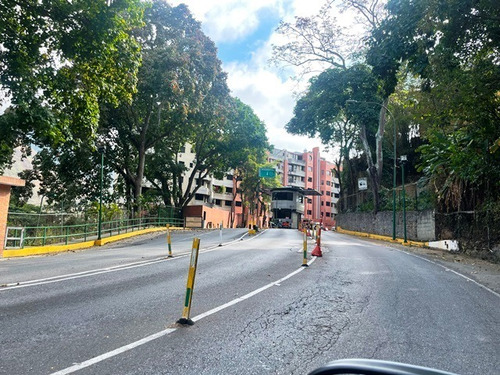 Imagen 2 de 6 de Estupendo Terreno En Venta En La Urbanización Miranda !!!