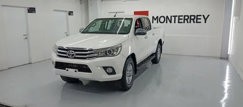 Toyota Hilux 2.7 Cabina Doble At