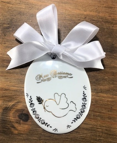 Imagem 7 de 9 de Enfeite Medalha Para Batizado Batismo - Porcelana