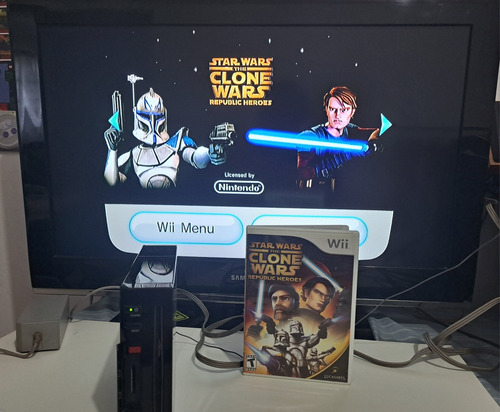Star Wars The Clone Wars República Heroes Wii (Usado)