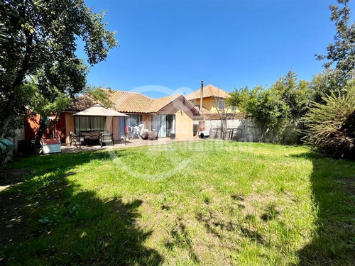 Casa En Venta De 3 Dorm. En Colina
