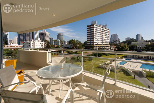 Venta Departamento 3 Dormitorios Con Con Garaje Playa Brava Punta Del Este Sol