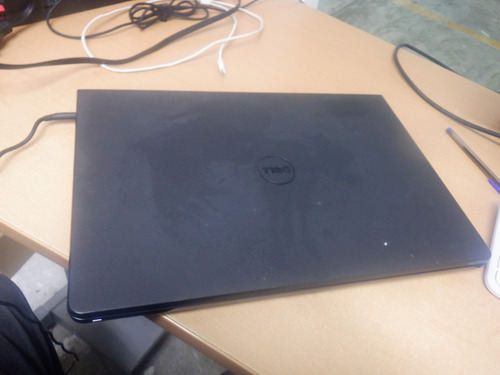 Dell Inspiron 15 3000 Laptop 15 3000 1tb 16 Ram Negro (Usado)