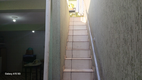 Casa 4 Dormitórios 1 Suíte 2 Banheiro