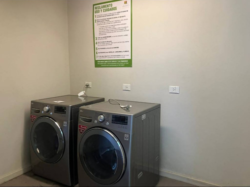 San Martin De Los Andes. Hermoso Departamento Dúplex De 3 Ambientes, 2 Dormitorios Y 2 Baños Para 4 Personas (como Máximo), Ubicado En El Centro De La Ciudad, Con Parrilla Y Laundry Free De Uso Común.