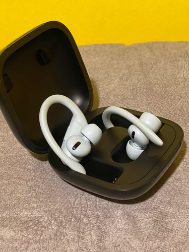 Powerbeats Pro