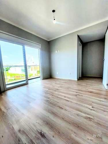 Casa Com 3 Quartos No Bairro Hípica