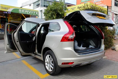 Volvo XC60 2.0 T5 Momentum