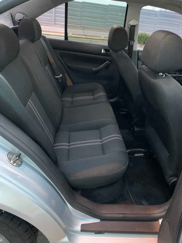 Volkswagen Bora 2.0 Trendline 115cv 2012