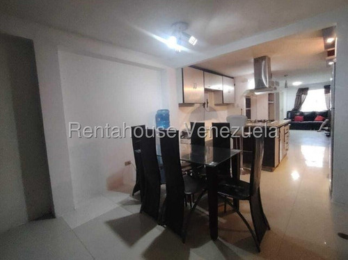 Marianny Gonzalez, Alquila Townhouse Equipado Av Ribereña Cabudare Lara