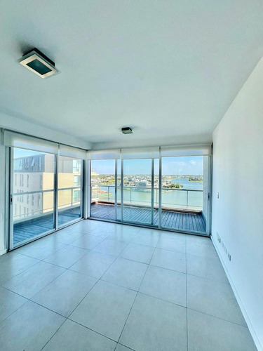 Venta Departamento 3 Ambientes Con Vista A Laguna Central En Qbay Golf Islas Del Golf Nordelta Tigre