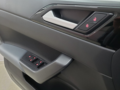 Volkswagen Nivus NIVUS LAUNCHING ED. 1.0 200 TSI FLEX AUT.