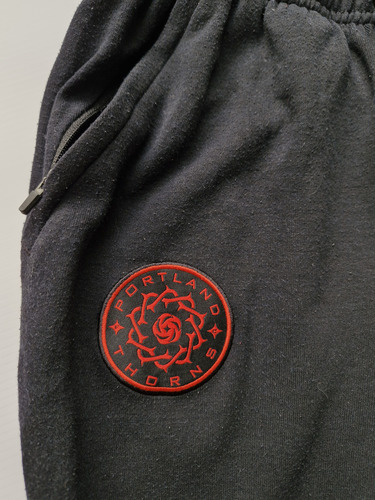 Pantalón Deportivo Mujer Cierres Portland Dri Fit Nike M (Usado)