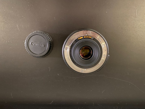 Lente Canon Efs 18-135mm Image Stabilizer Macro 0.39m/1.3ft
