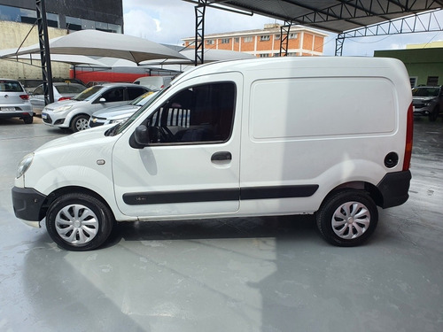 Imagem 4 de 12 de Renault Kangoo Express 2016 1.6 16v Porta Lateral Hi-flex 5p
