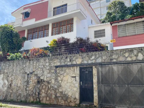 Casa En Venta, Urb. El Marques