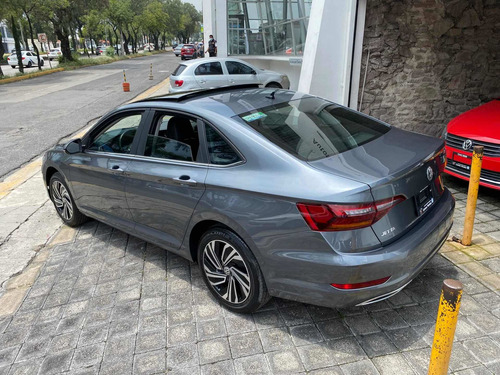 Imagen 6 de 11 de Volkswagen Jetta 2019 1.4 T Fsi Highline Tiptronic