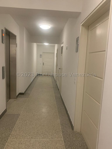 Alquiler De Apartamento A Estrenar En Lomas Del Sol / Cl. Mls-24-17948