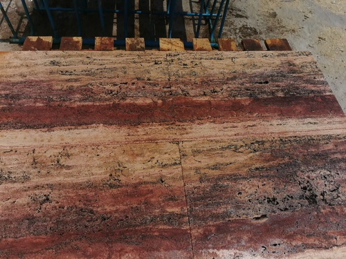 Travertino Rojo Al Acido Poro Abierto 40x60x1cm 1 Pieza