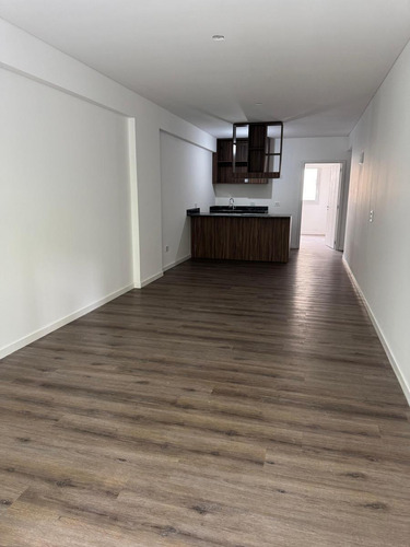 Venta Amplio Departamento De 2 Ambientes A Estrenar - Edificio Con Piscina Sum Parrilla Solarium