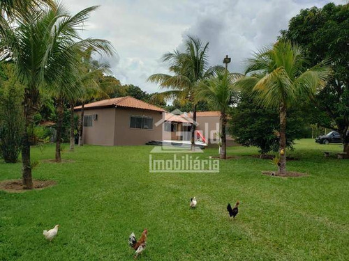 Imagem 2 de 14 de Chácara Com 4050m² Em Condominio Fechado Na Cidade De Cajuru-sp Por R$ 900.000,00 - Aceita-se Permuta - Ch0052