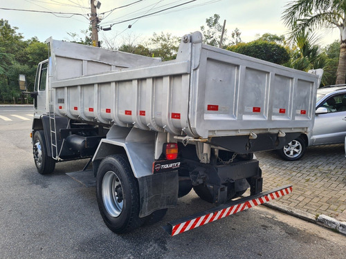 Imagem 3 de 12 de Ford Cargo 1517 Ano 2011 Basculante