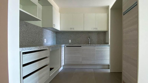 1 Dormitorio Con Garage Oferta - Punta Del Este