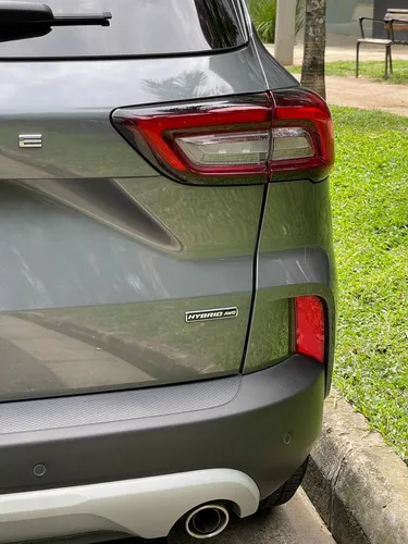 Ford Escape PLATINUM HÍBRIDA 2.5 4X4 AUTOMÁTICA