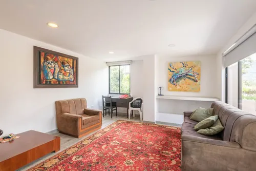 Edificio En Venta En El Tejar. Cod A12493