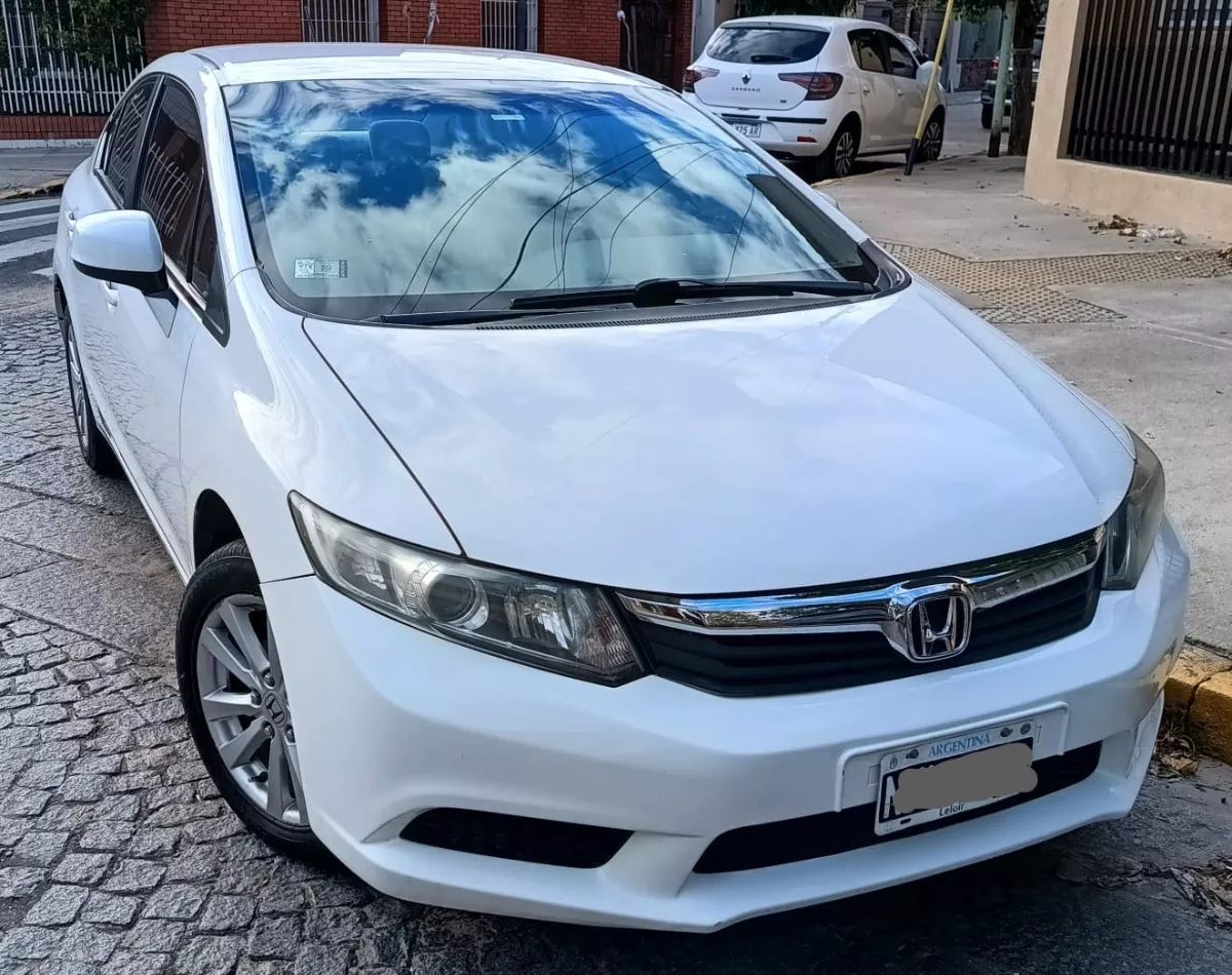 Honda Civic 1.8 Lxs At 140cv