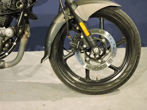Bajaj Pulsar 180 Fi Neon 2022