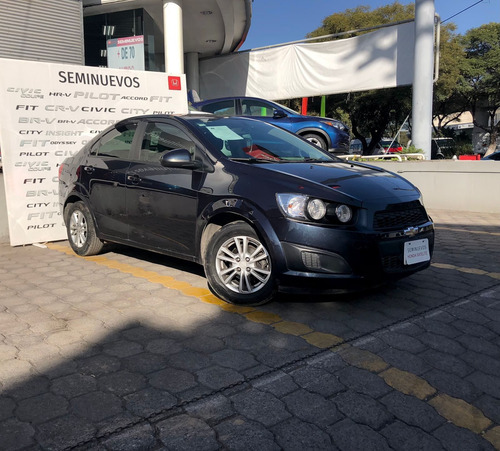 Imagen 6 de 15 de Chevrolet Sonic 2016 1.6 Lt Mt