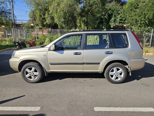 Nissan Xtrail 2010, Japón Beige At, 4p, Aire, Para Ajustar