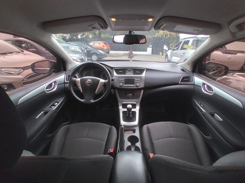 Imagen 2 de 10 de Nissan Sentra Advance Mt Año 2014
