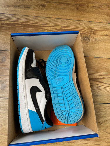 Zapatillas Jordan Low Og (Usado)