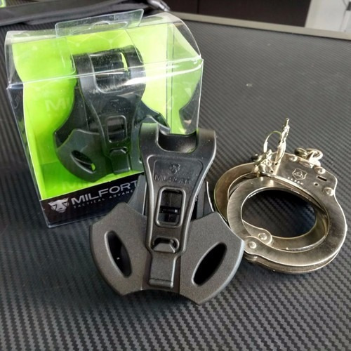 Imagen 5 de 5 de Funda Porta Esposas Polímero Resistente Envio Gratis