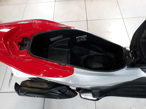 Imagem 7 de 9 de Honda Pcx