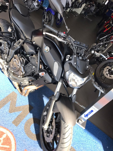 Imagem 10 de 15 de Yamaha Mt07 Abs 689cc